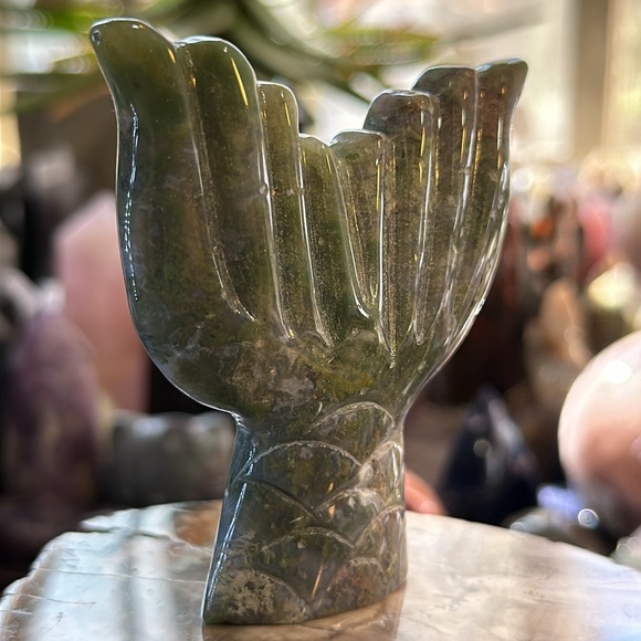 🔥SALE🔥 Moss Agate Mermaid Tail Carving! - Picture 6 of 7